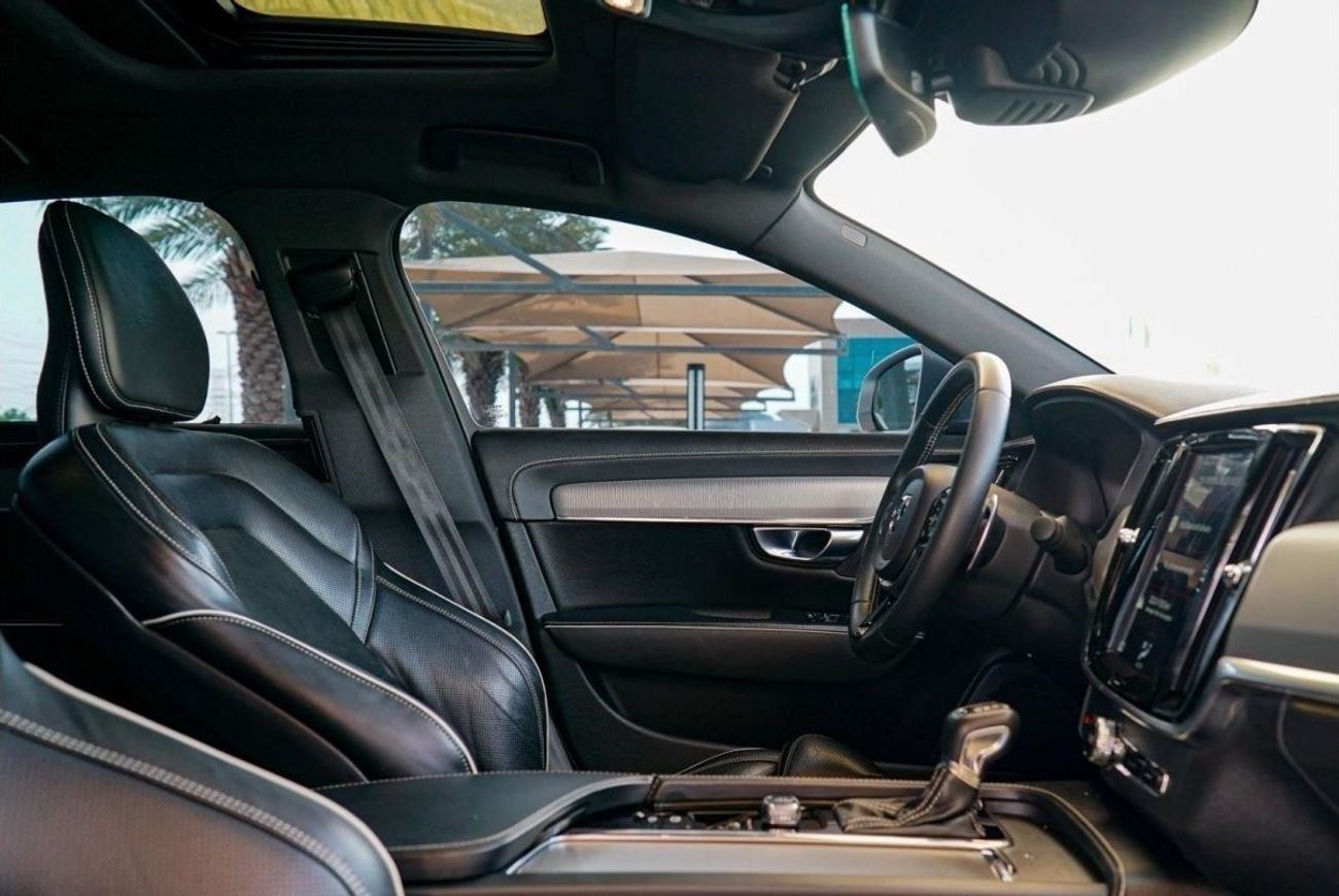 Volvo S90 R Design 90