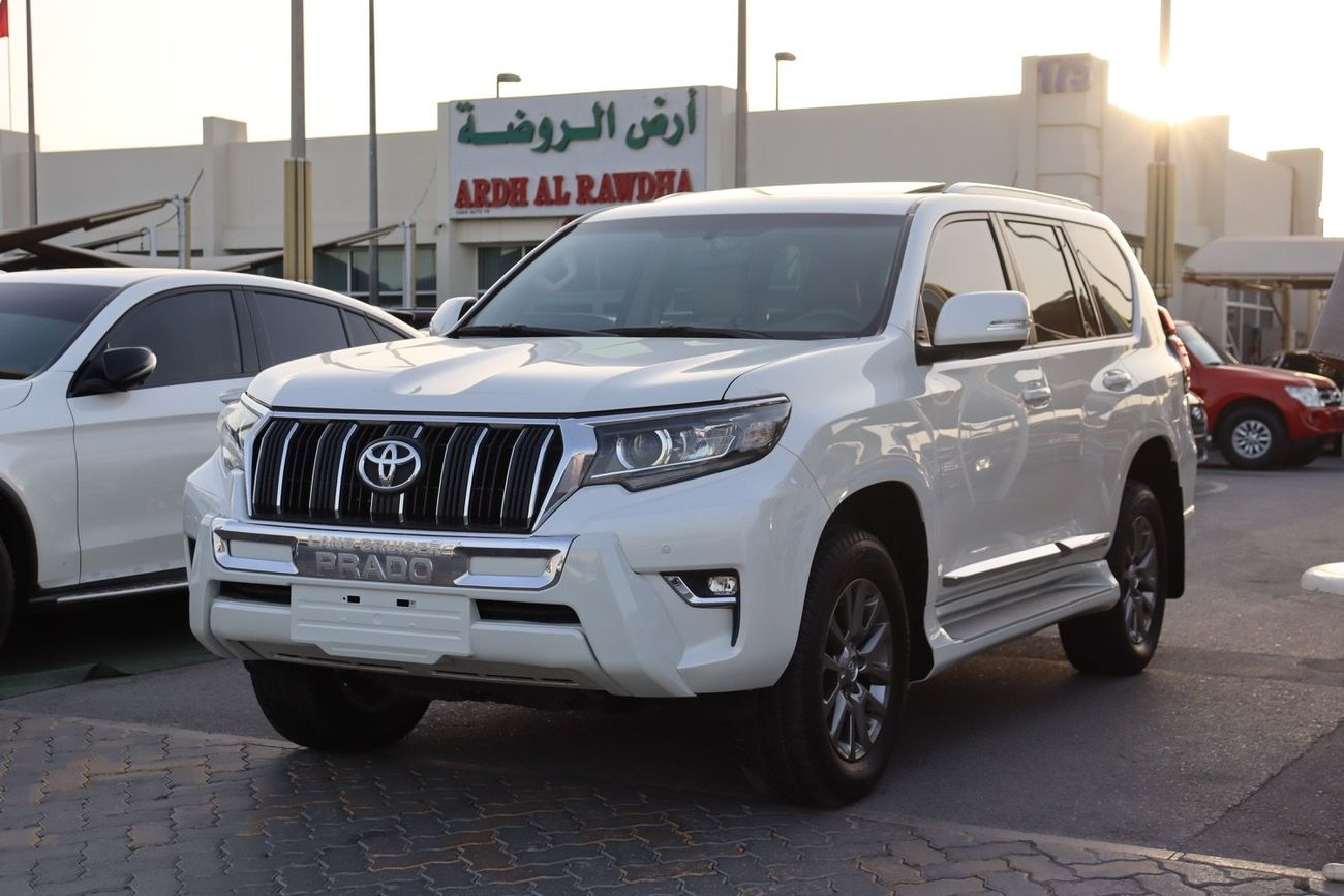 Toyota Prado VXR 4.0L AWD Toyota Prado VX.R / 2020 / V6 / GCC / Full Service History Available