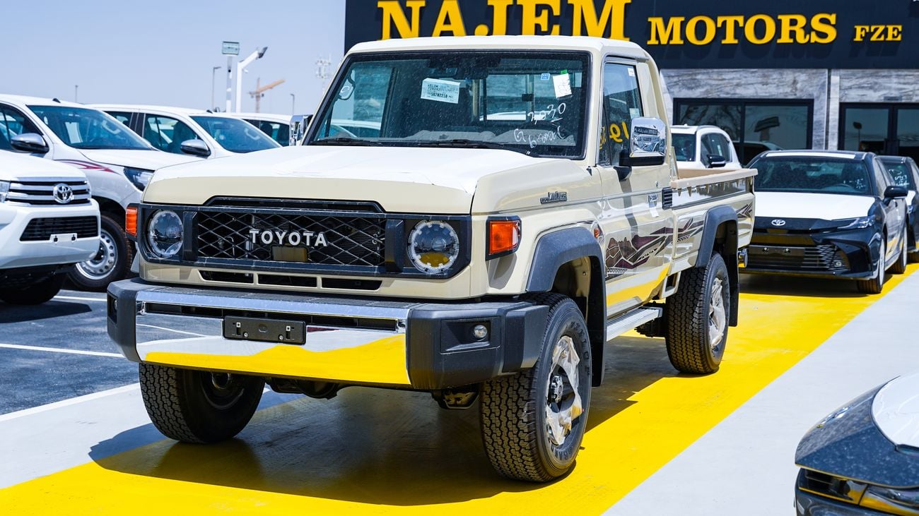 تويوتا لاند كروزر بيك آب