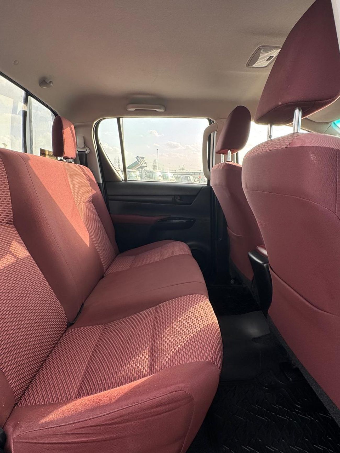 Toyota Hilux Toyota Hilux pickup 2019Model Engine 2.8 Diesel 4x4 colour white Transmission Automatic Interior.Bla