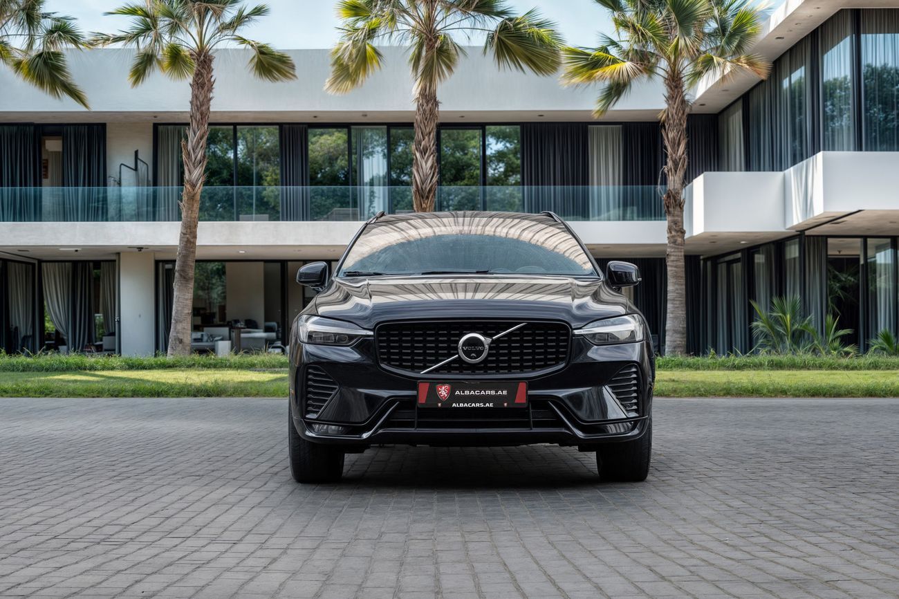 فولفو XC 60 XC60 B5 Ultimate Dark | 2,625 P.M | 0% Downpayment | Al Futtaim Warranty!
