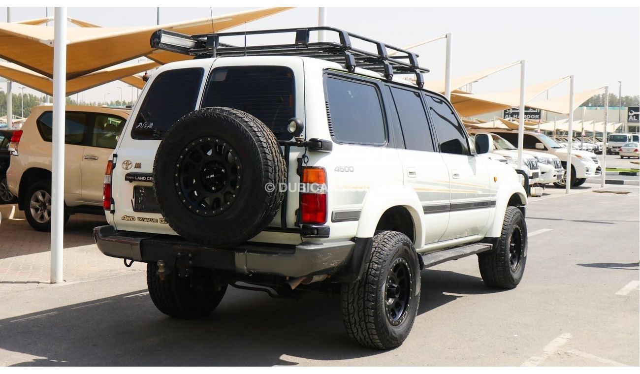 تويوتا لاند كروزر GXR