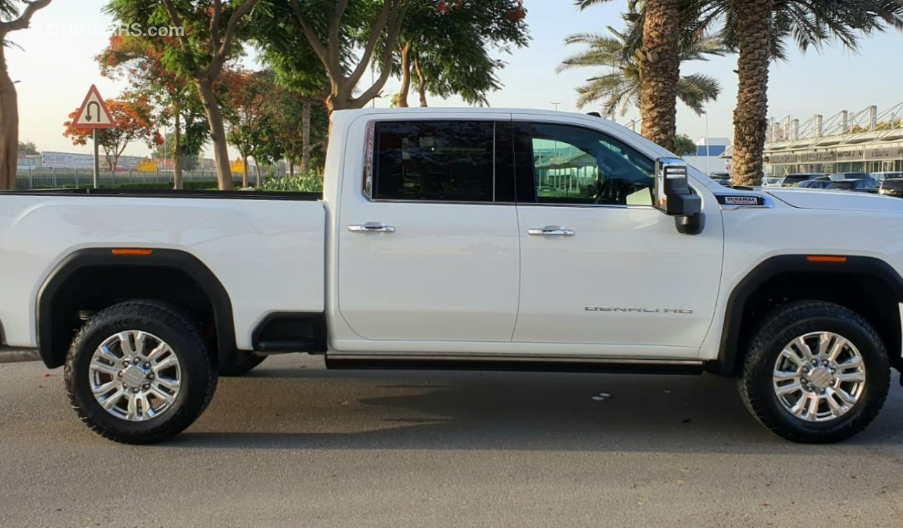 GMC Sierra Denali DURAMAX 6.6L DIESEL ENGINE