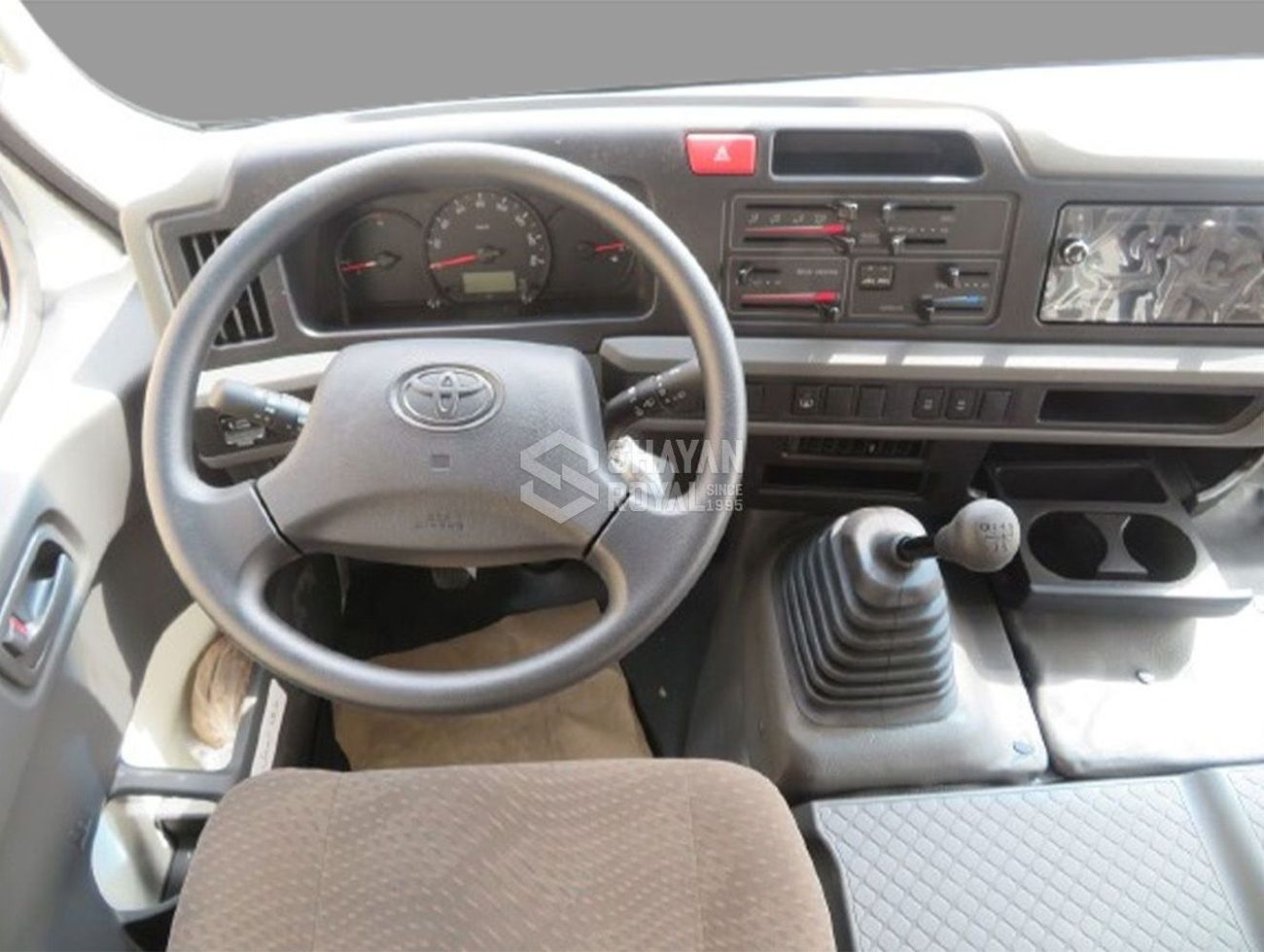 تويوتا كوستر LHD 2.7L DLX PETROL 4CYL 23-SEATER MT 2025MY