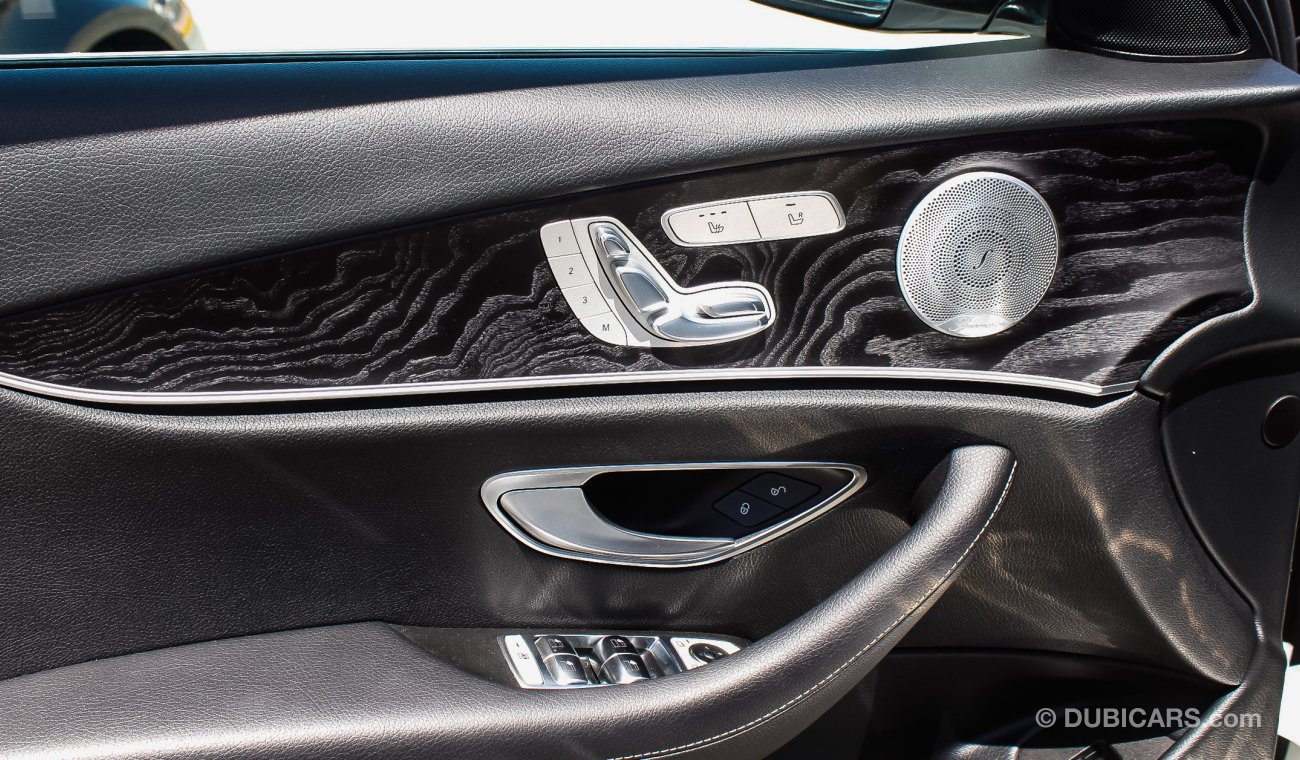 مرسيدس بنز E300 ضمان شامل مجاني لمدة سنة علي جميع السيارات