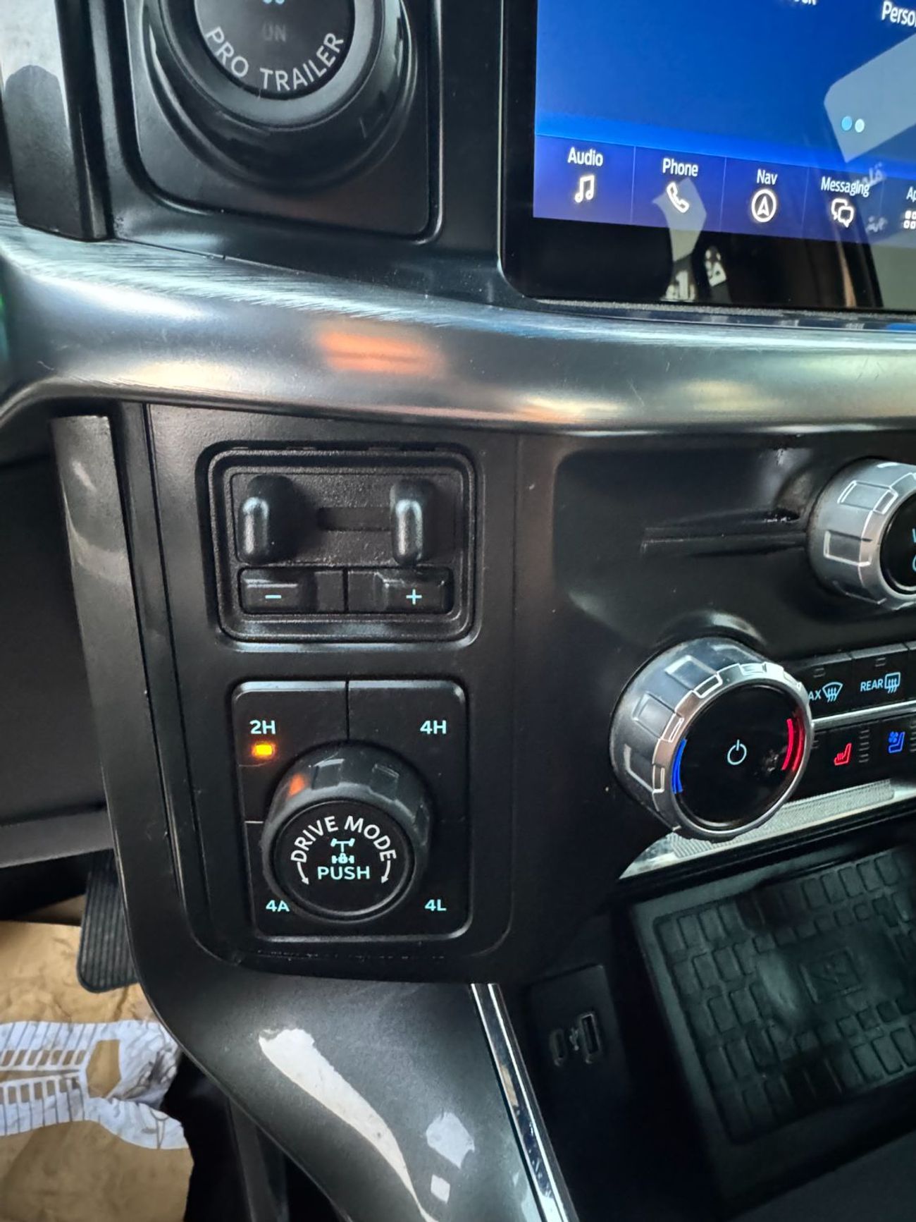 فورد F 150 3.5L PowerBoost Hybrid V6 Super Crew Lariat