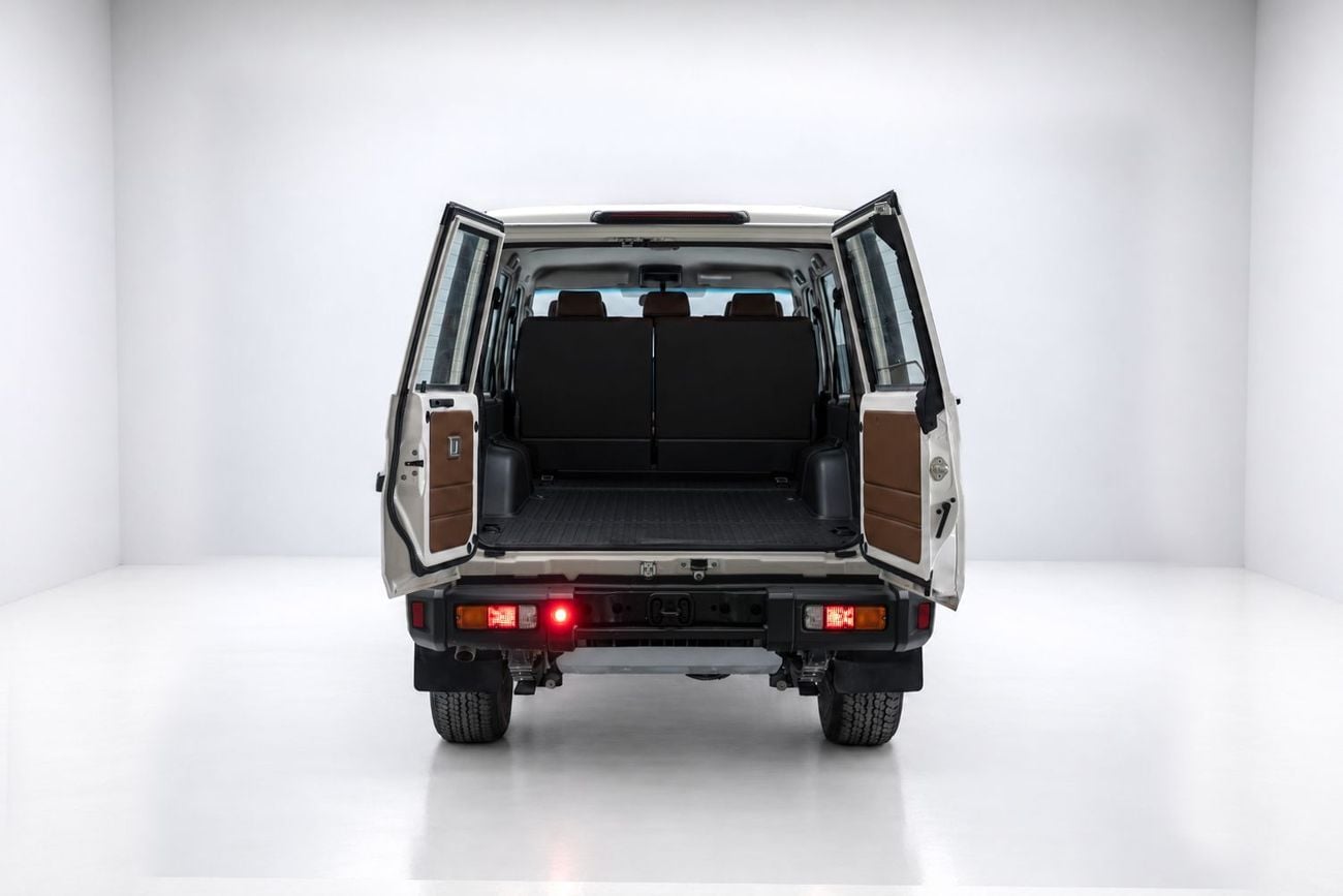 Toyota Land Cruiser 70 LC76 LX Hardtop 2.8L - White Inside Saddle Tan | Export Only
