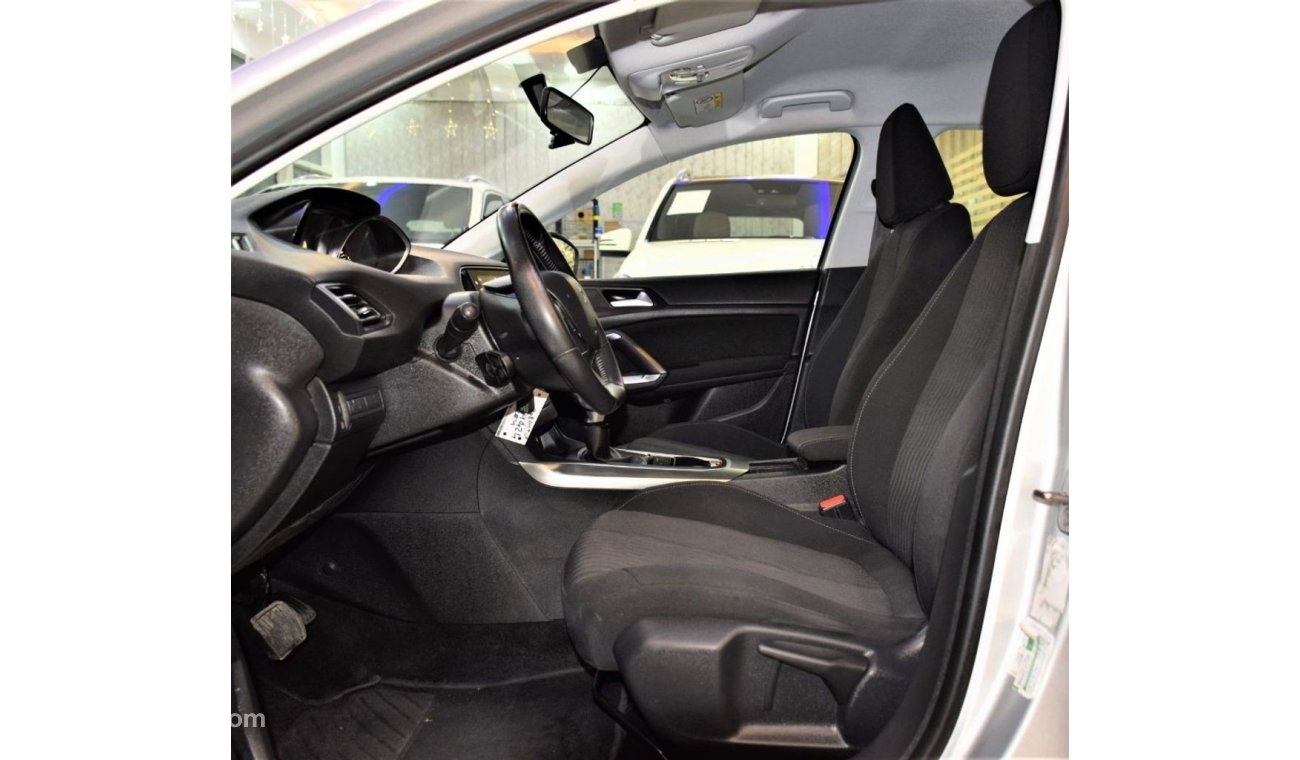 بيجو 308 SUPER NEAT & LOW MILEAGE Peugeot 308 Hatchback 2015 Model!! in Silver Color! GCC Specs