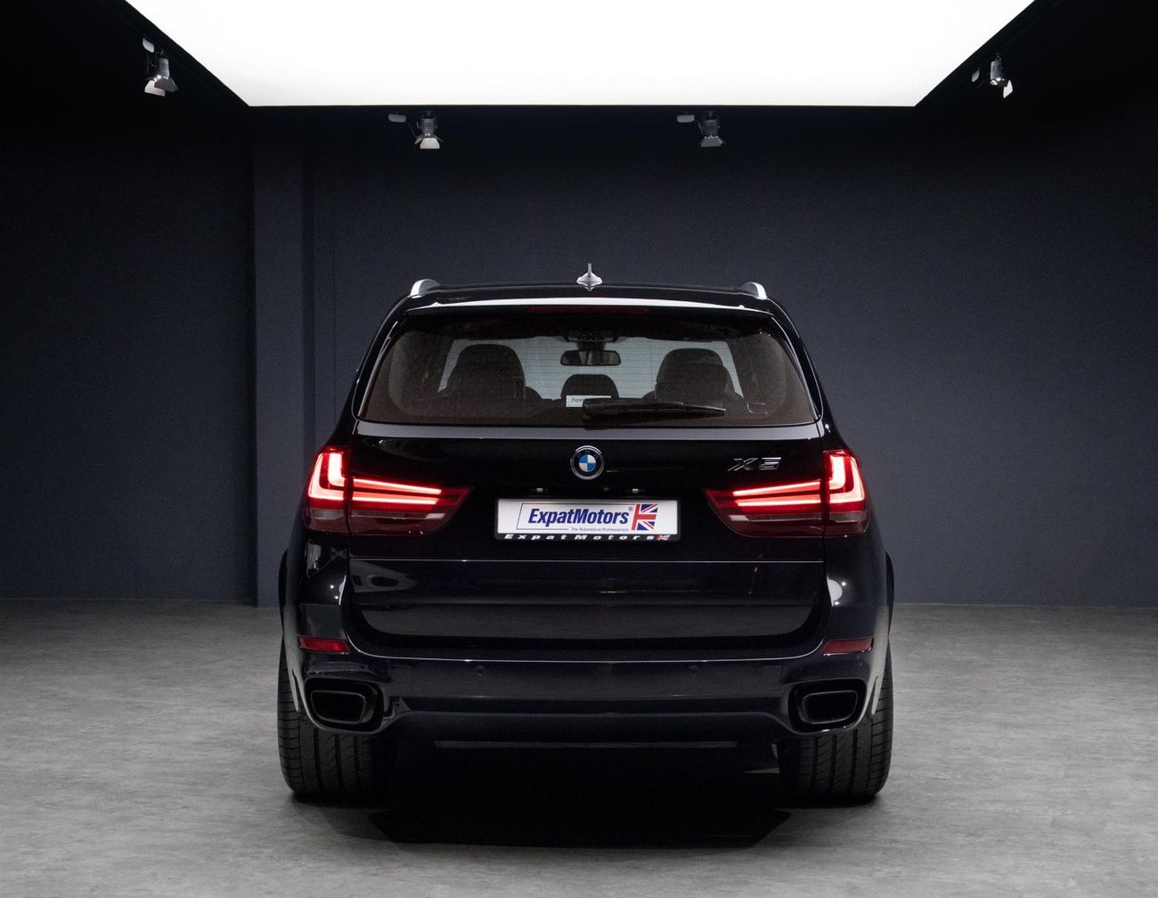 BMW X5 50i M Sport 4.4L 2,540x60 • 0% DP • 2018 BMW X5 50i XDrive M-Sport • Warranty Available • GCC •