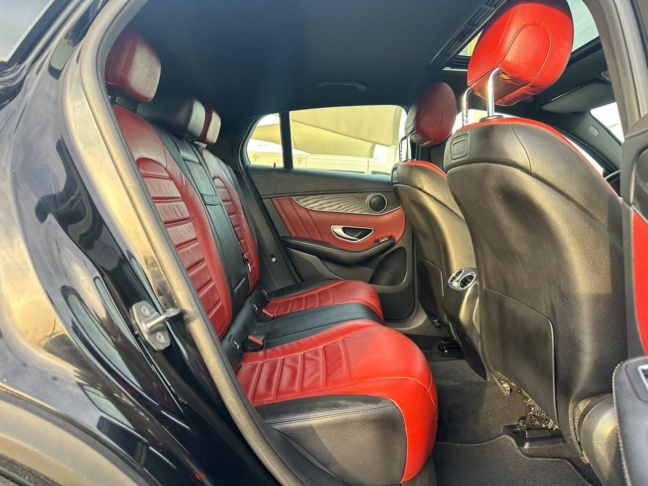مرسيدس بنز GLC 250 Coupe AMG 2.0L