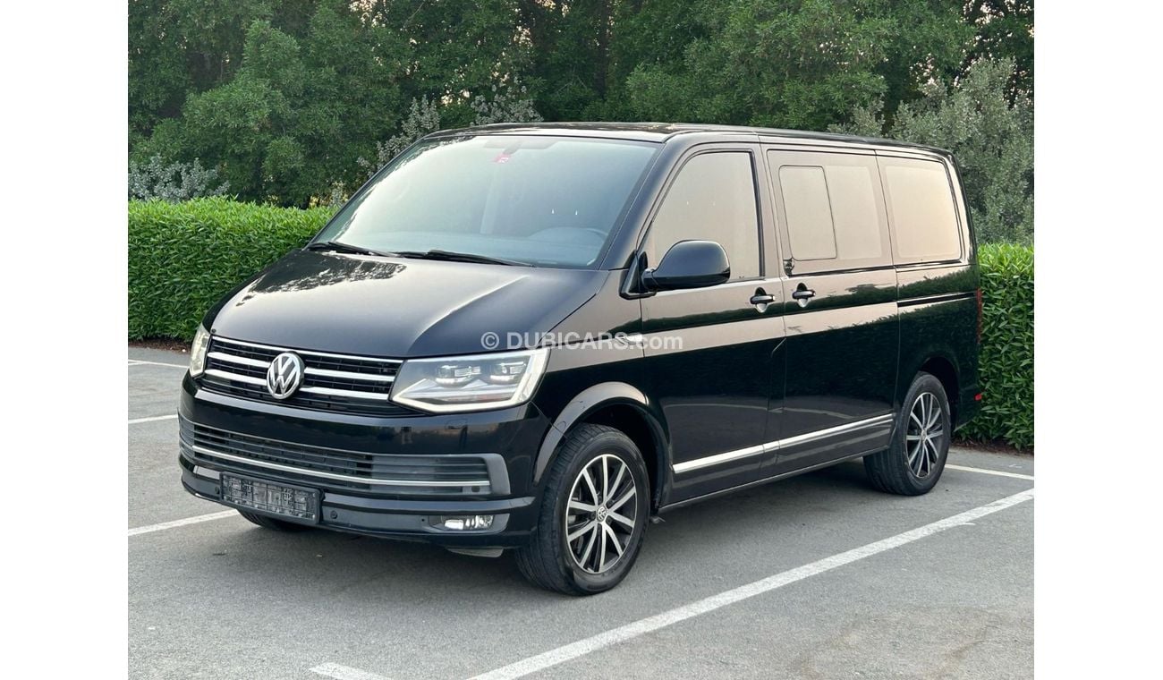 Volkswagen Multivan Hihgline Multivan 2018 GCC V4 // Orginal Paint // Accident Free // 2Keys // Perfect Condition