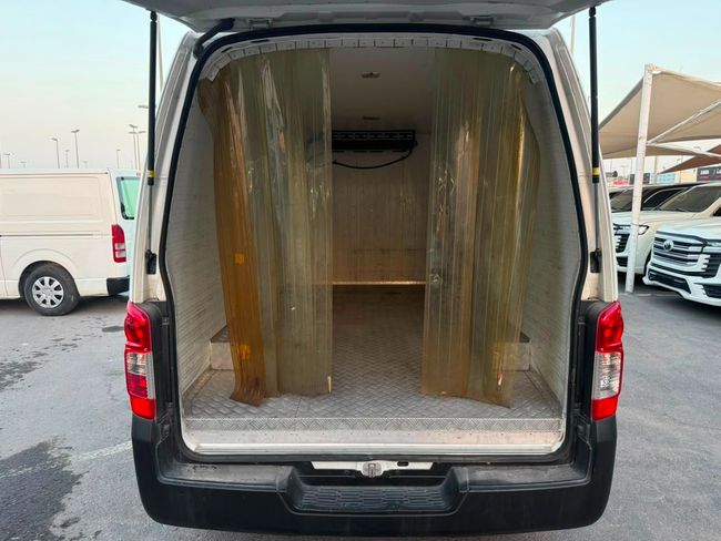 Nissan Urvan STANDARD, миниатюра 17