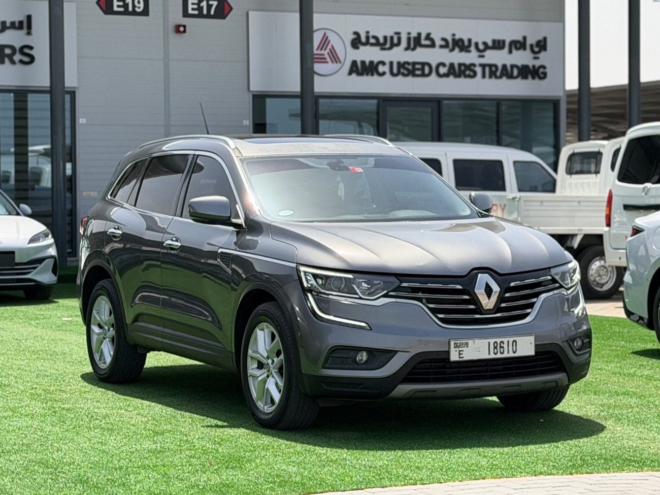 Renault Koleos 2.5L LE (4WD) Renault Koleos 4WD Full Option / GCC / 2018 / Free Accident