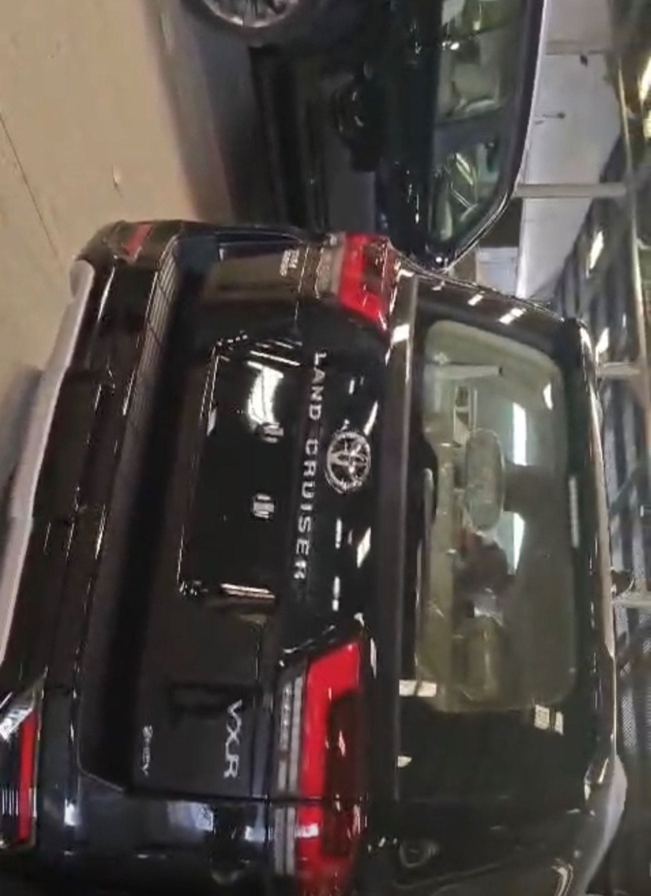 Toyota Land Cruiser VXR