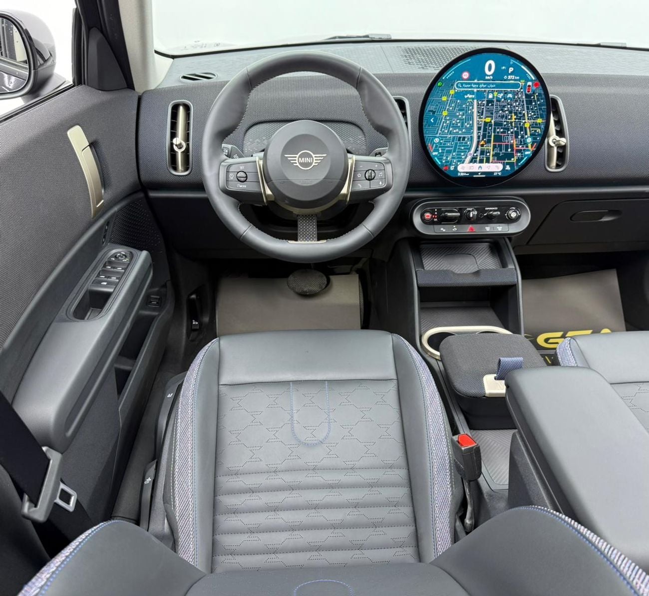 ميني كنتريمان 2025 MINI Cooper Countryman, 2027 MINI Warranty + Service Pack, Full MINI Service History, GCC