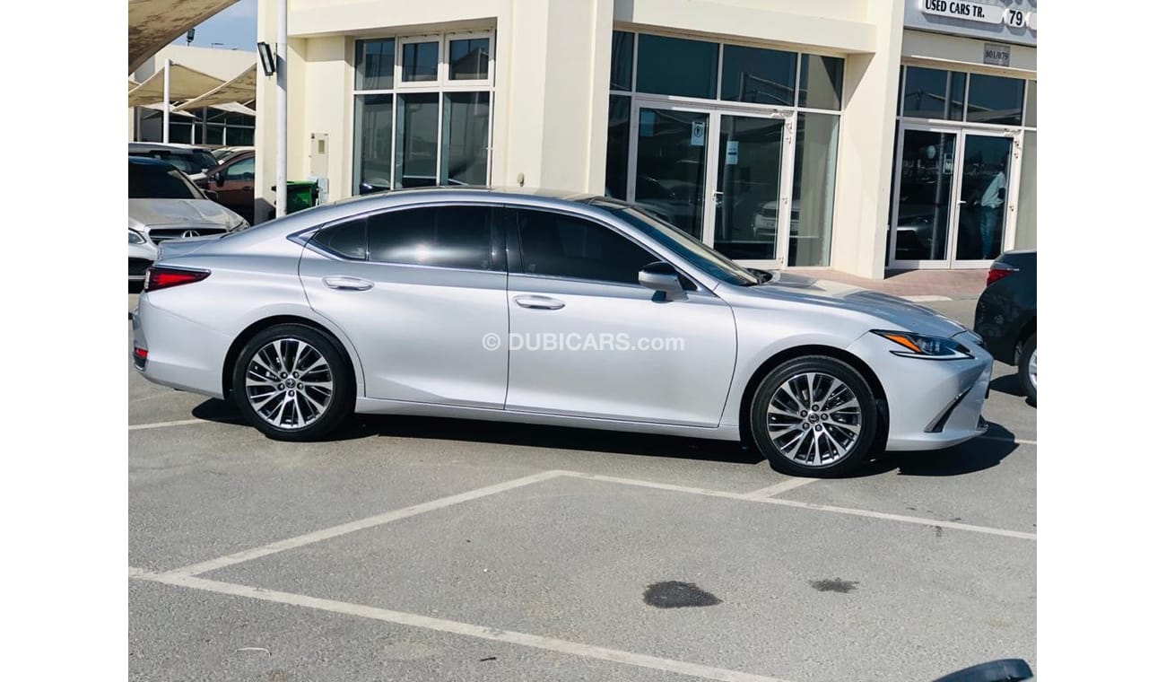 Lexus ES250 Lexus ES 250 GCC full option perfect condition