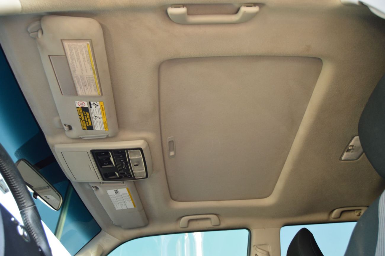 Toyota 4Runner Left Hand Drive Year: *2018* *SR5*  Engine: 4.0L/ V6