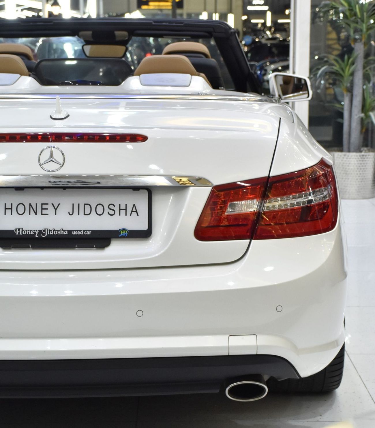 Mercedes-Benz E 350 EXCELLENT DEAL for our Mercedes Benz E350 Convertible ( 2013 Model ) in White Color Japanese Specs