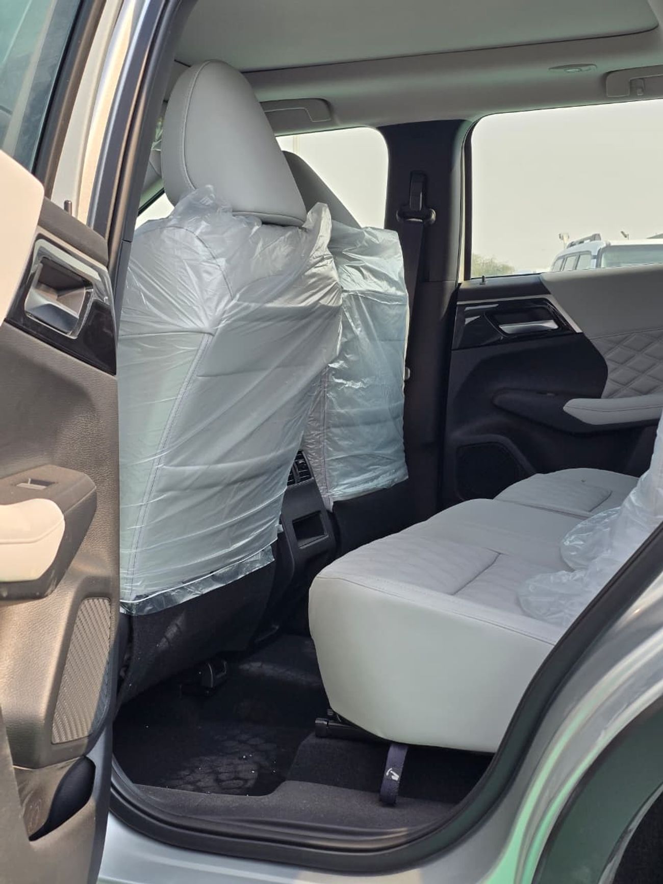 ميتسوبيشي آوتلاندر H-LINE 2.5L