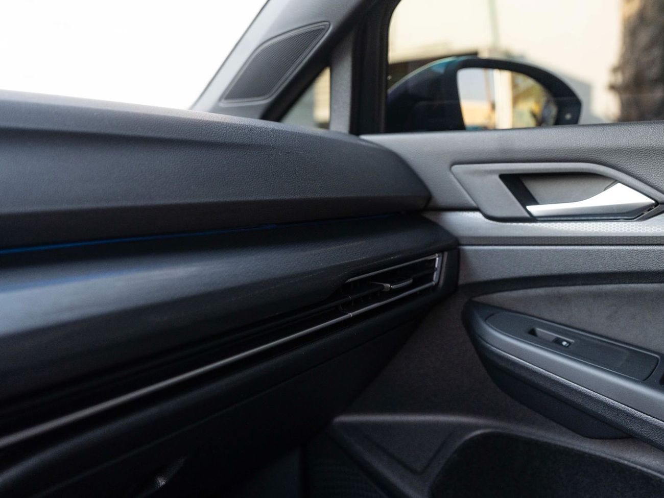 Volkswagen Golf GTI Sport 2.0T