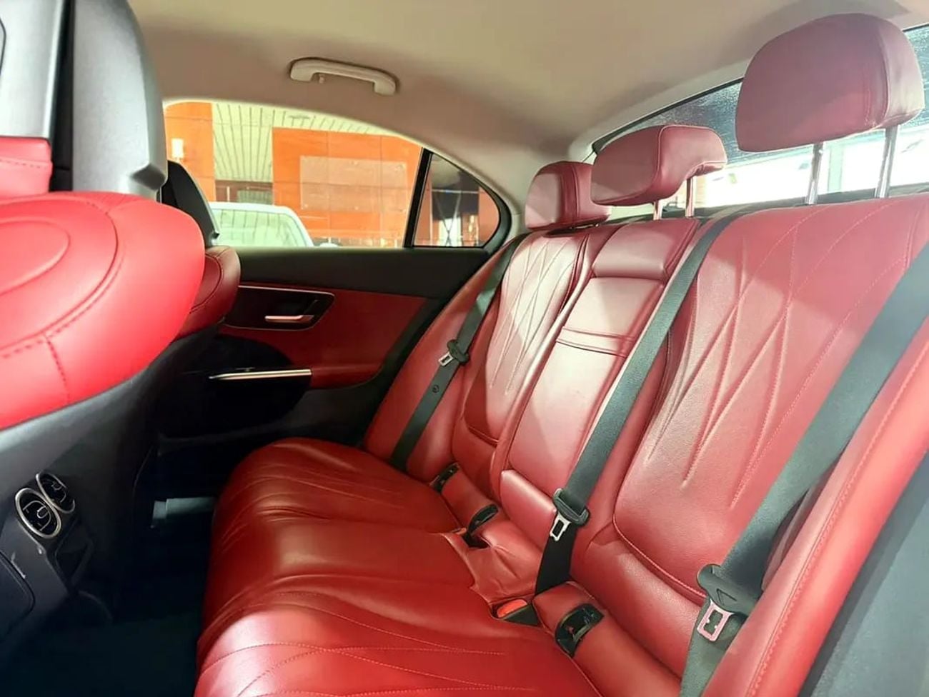 مرسيدس بنز C 300 C300 German Specs