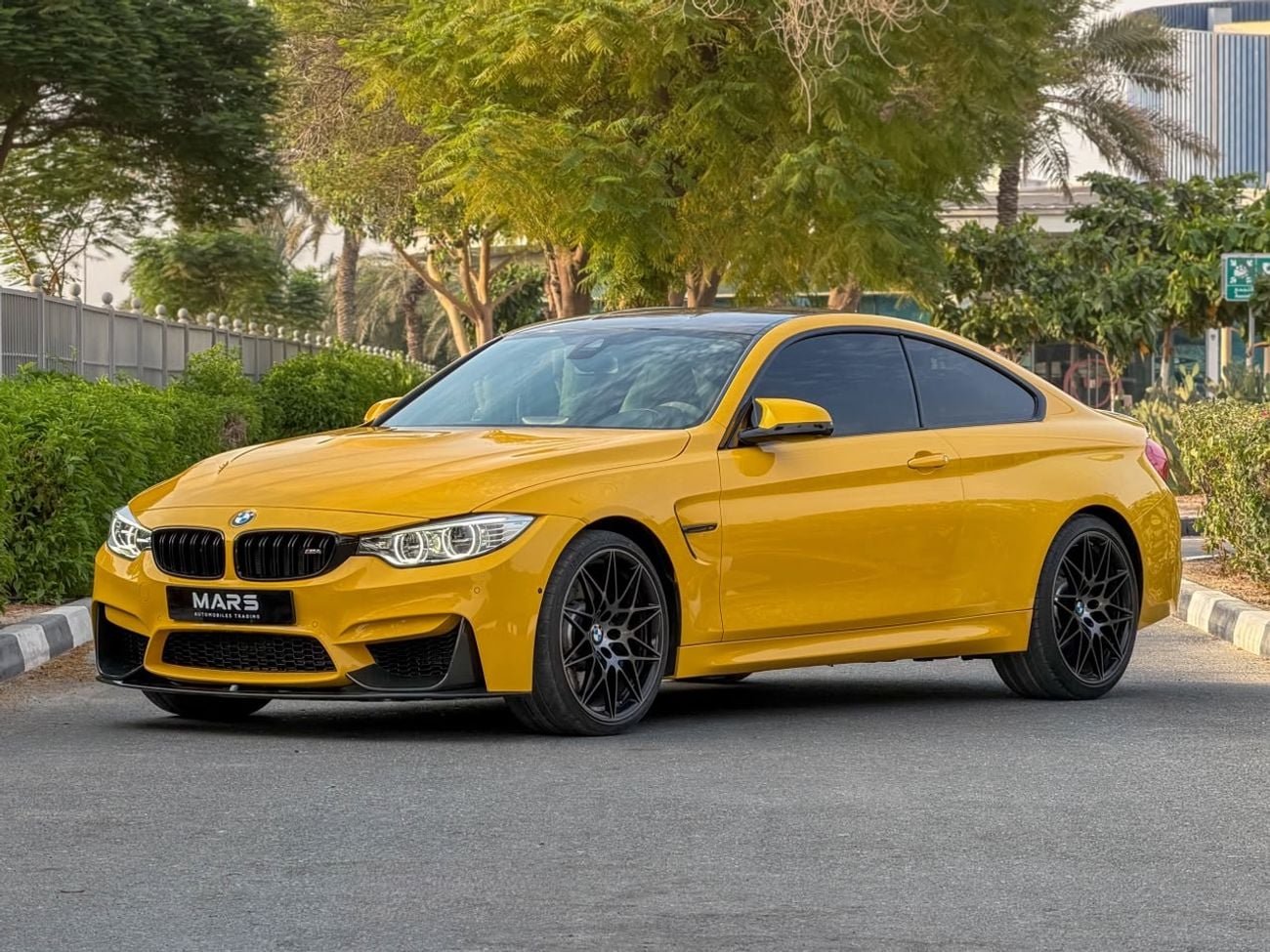 BMW M4 CS
