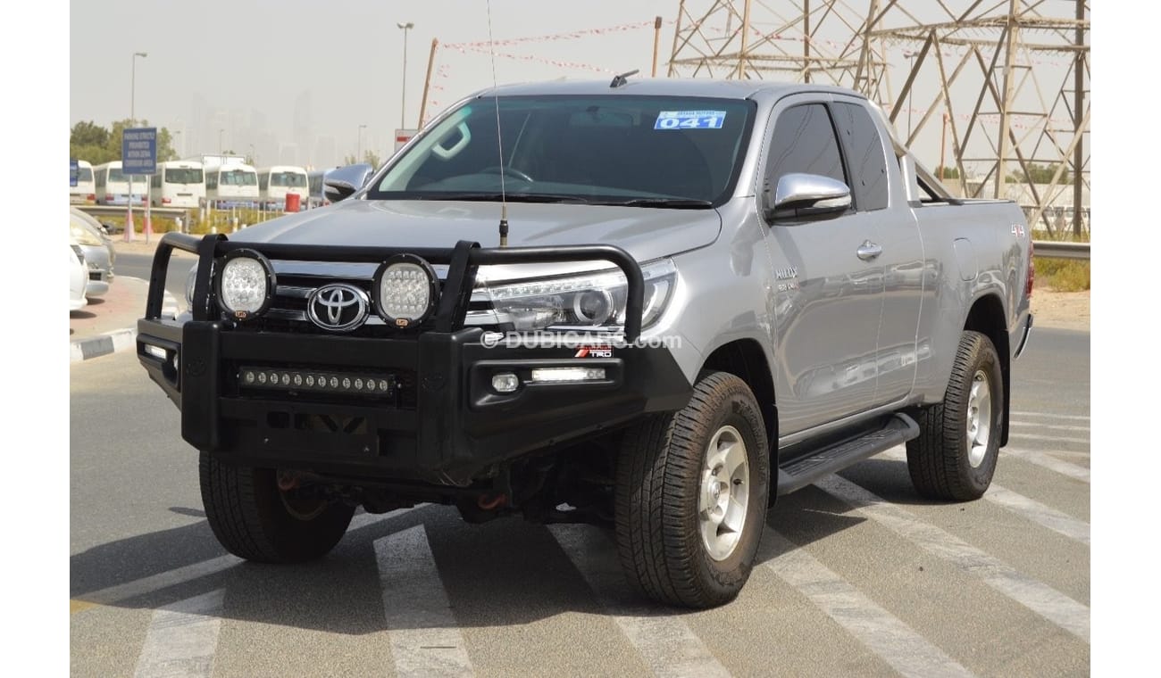 Toyota Hilux SR5 Diesel Engine