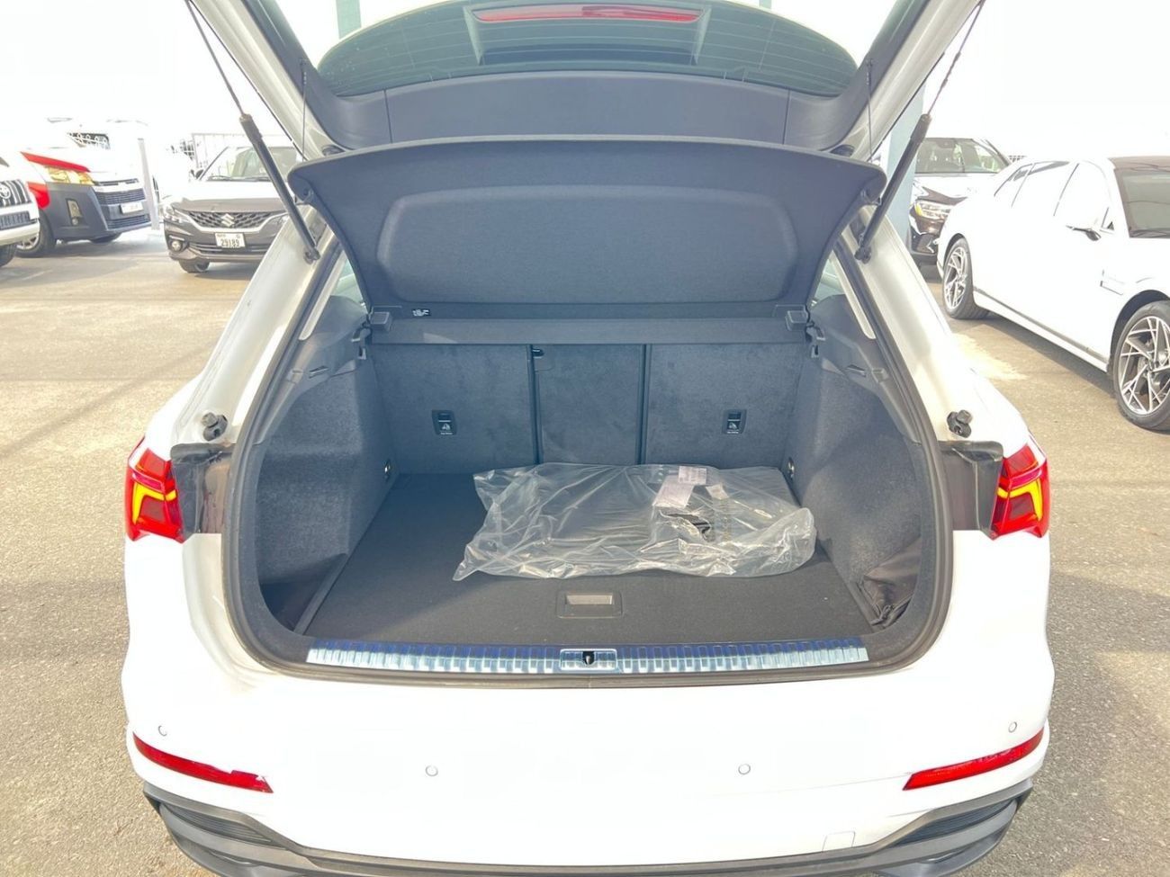 Audi Q3 Audi Q3 35TDI S Tronic Diesel 2.0L 2023 MY