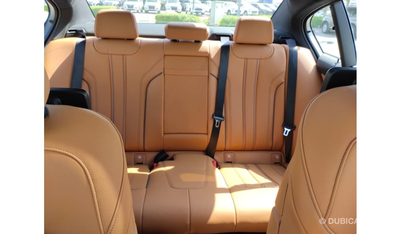 بي أم دبليو 530i لاكجري M سبورت باكج