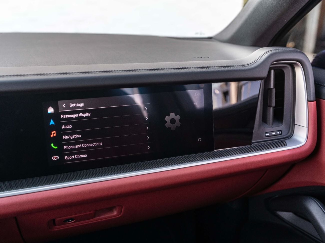 Porsche Cayenne Base