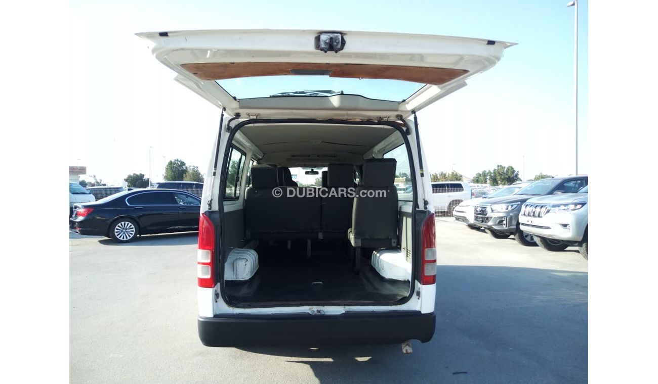 Toyota Hiace 2009,  [Left Hand Drive], Manual 2.7CC, Perfect Condition, 10 Seater, Diesel