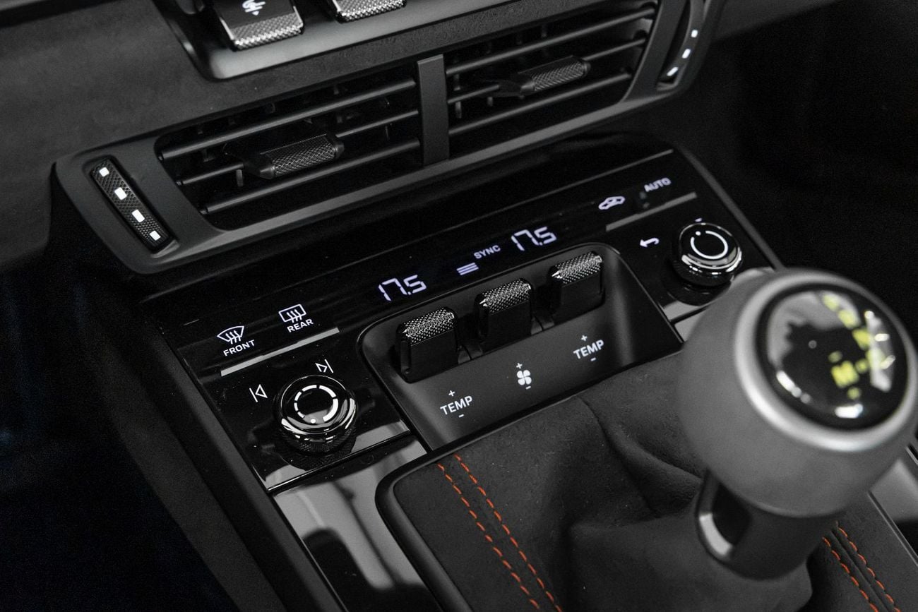 Porsche 911 GT3 4.0L Porsche 911 GT3 | Weissach package | Ceramic brakes | GCC | Dealer Warranty and Service Con