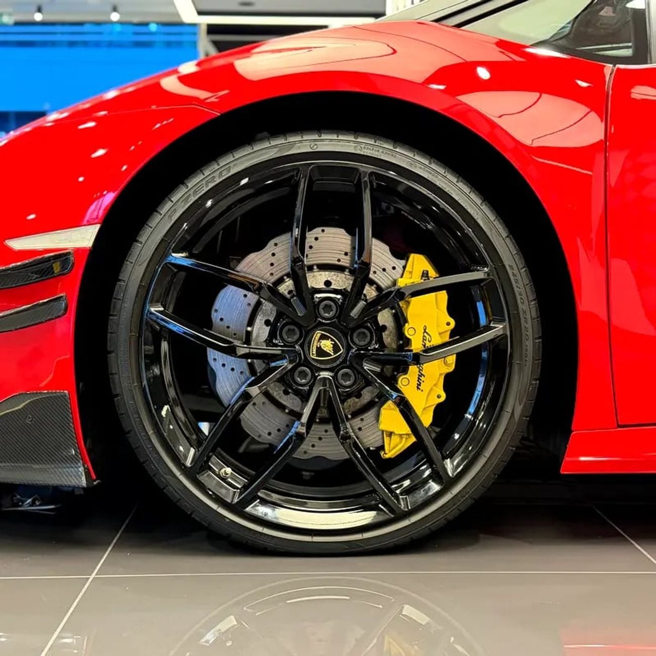 لامبورغيني هوراكان VENEREE ONE OF TEN