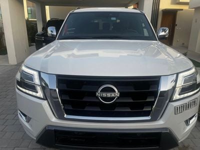 Nissan Armada PLATINUM