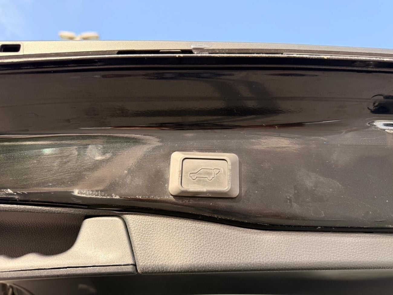 Toyota RAV4 Adventure 2.0 L Japanese Limited 2.0 L // panoramic, 360 camera full option