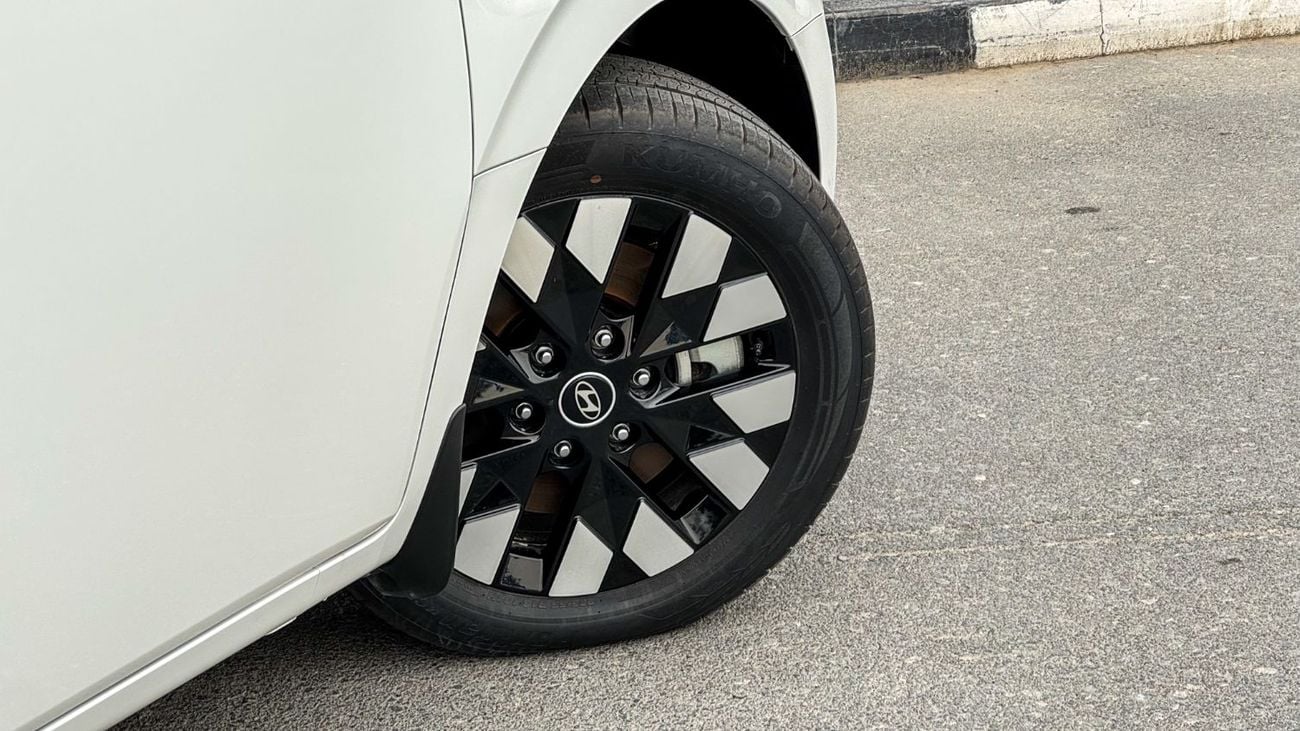 Hyundai Staria Premium 3.5L V6 GCC Brand New 2026 For Export