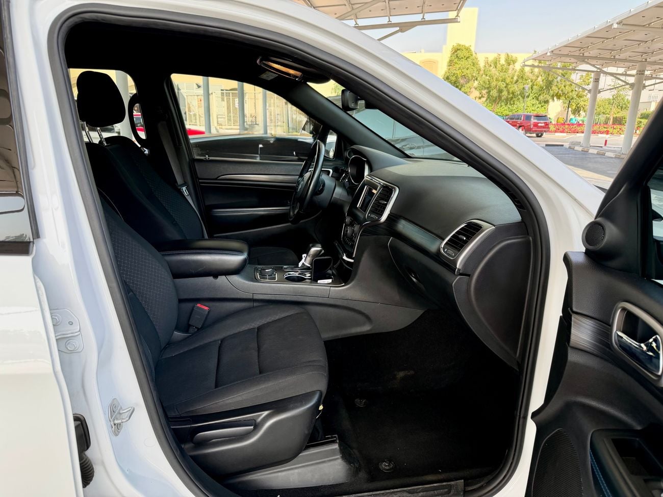 جيب جراند شيروكي