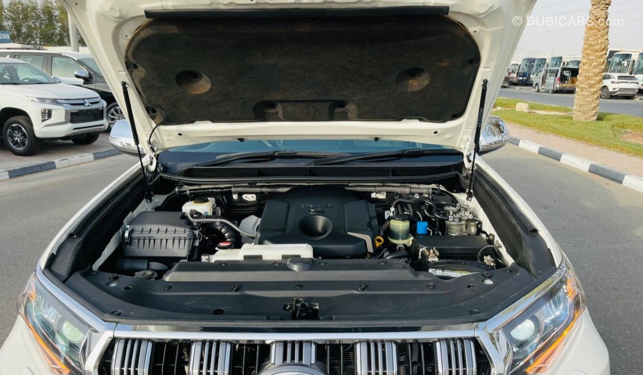 تويوتا برادو 03/2016 Pearl White AT 2.8L 4WD Diesel Sunroof [RHD] 38k Driven Premium Condition