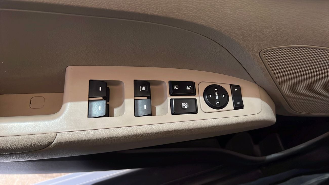 Hyundai Elantra 1600