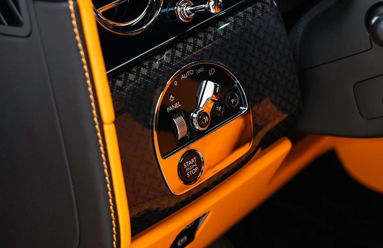 Rolls-Royce Cullinan 6.75L V12 Twin-Turbocharged Engine | Warranty