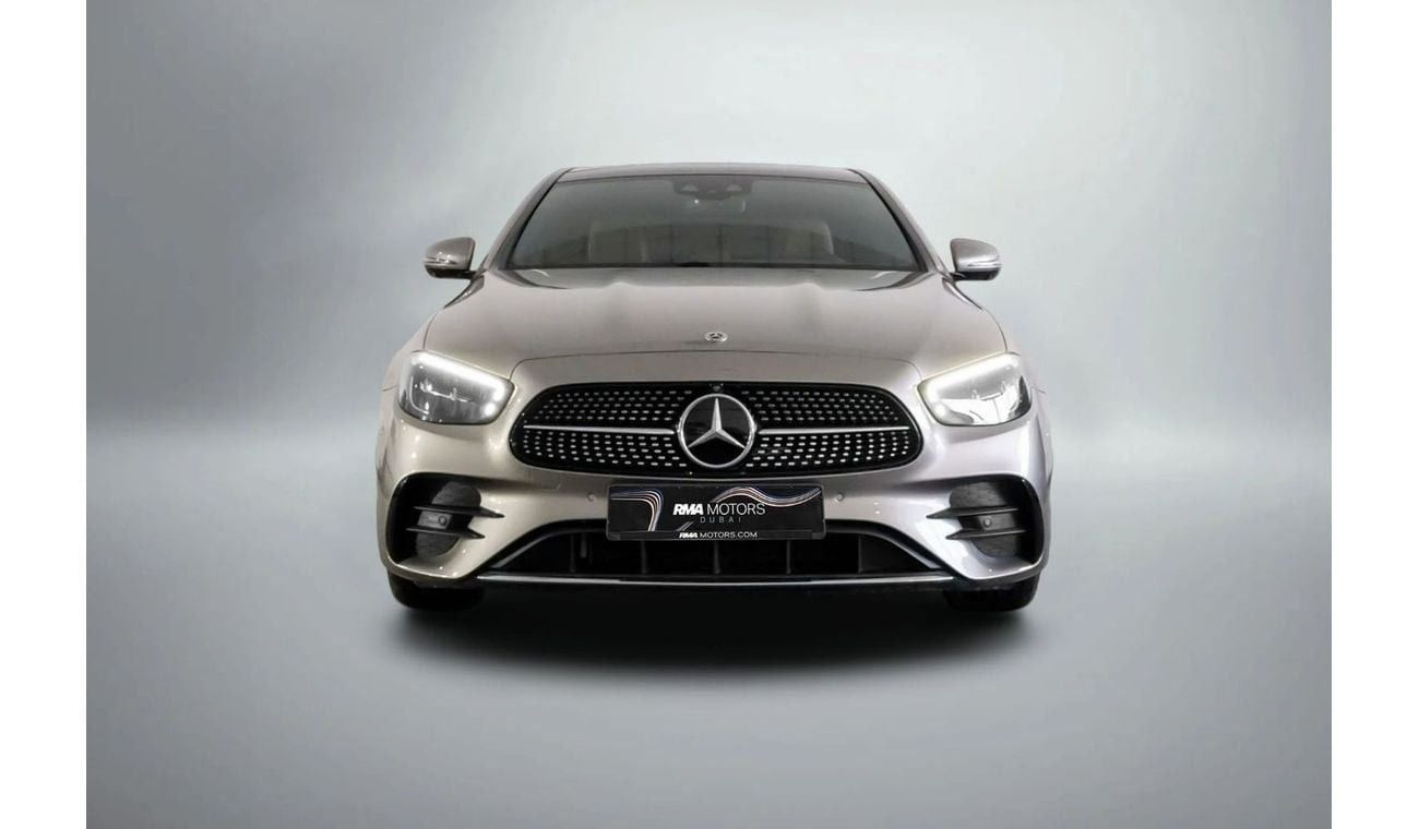 Mercedes-Benz E300 Premium 2.0L