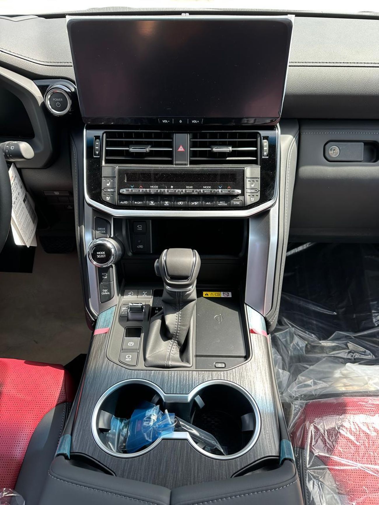 تويوتا لاند كروزر 3.5T VXR Hybrid