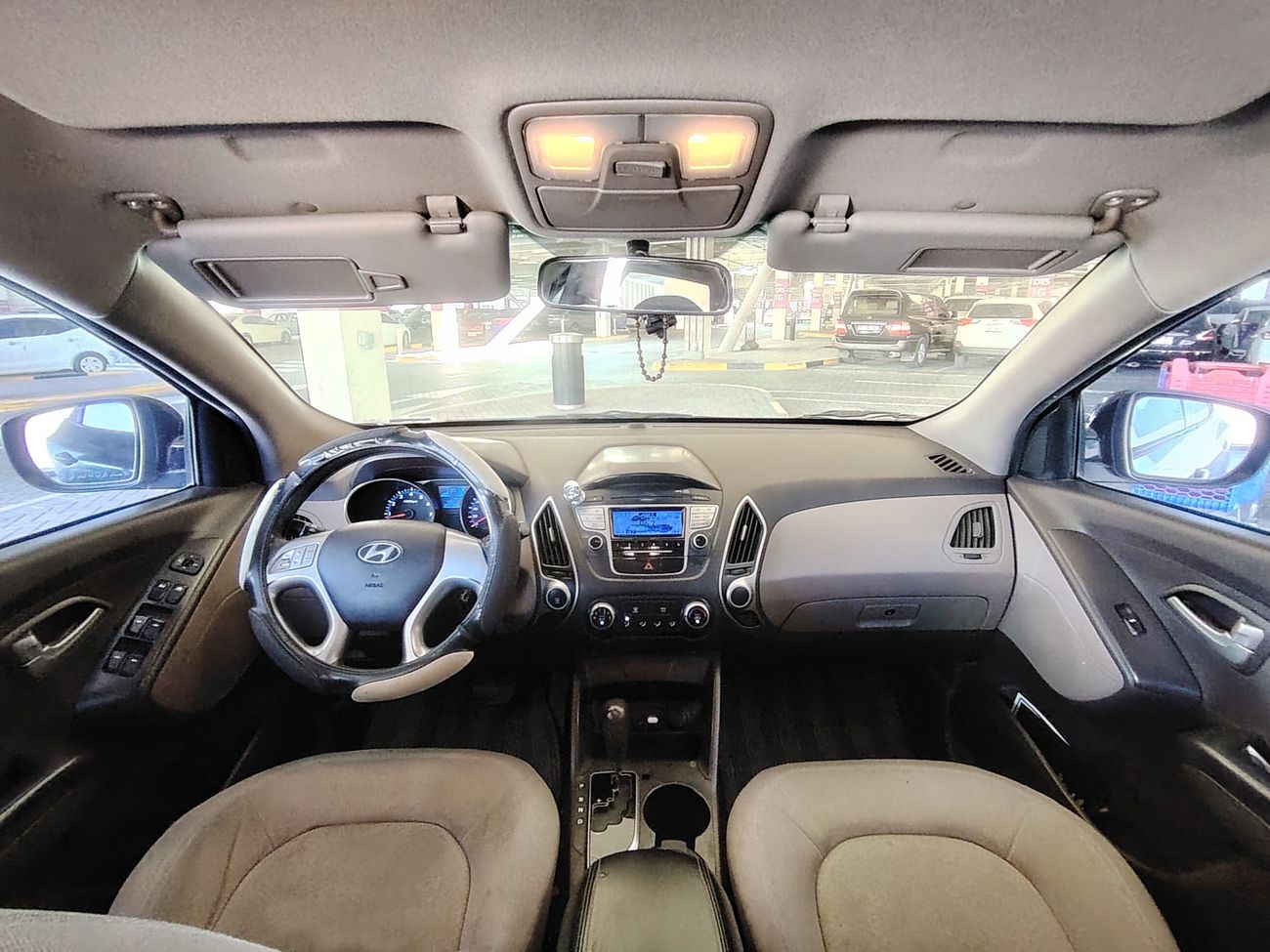 هيونداي توسون 2.0 litre 4-cylinder Engine-FWD