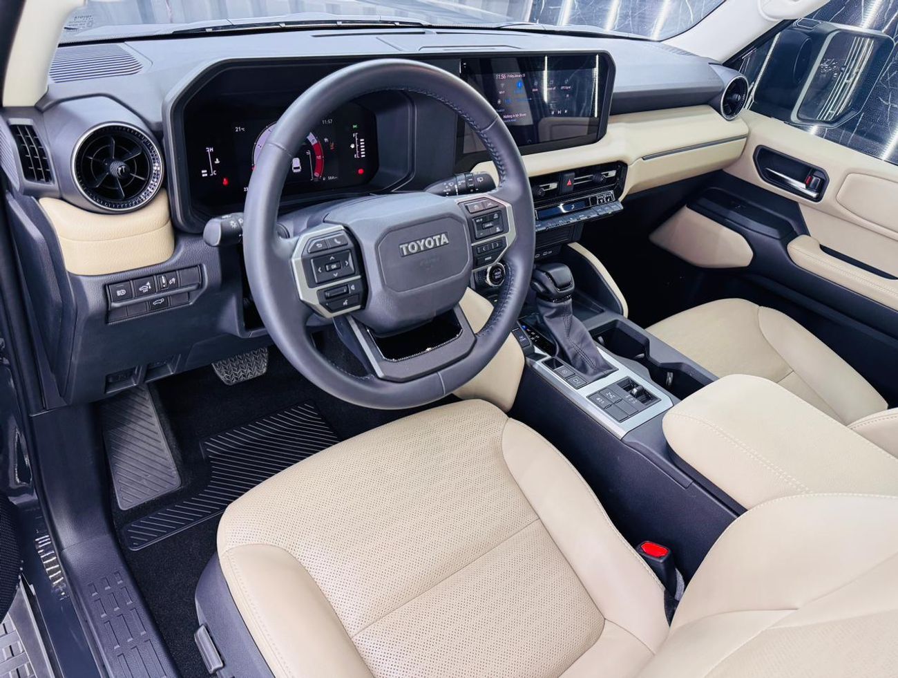 تويوتا برادو GXL 1st Edition 2.4T