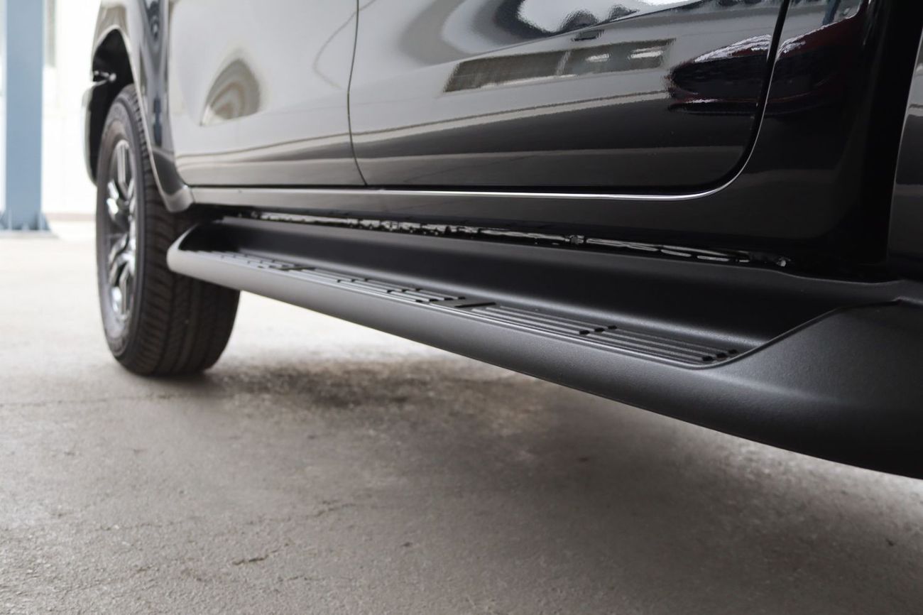 Toyota Hilux 2025 HILUX 2.7 4X4 AT - **التصدير فقط خارج الخليج***EXPORT ONLY**