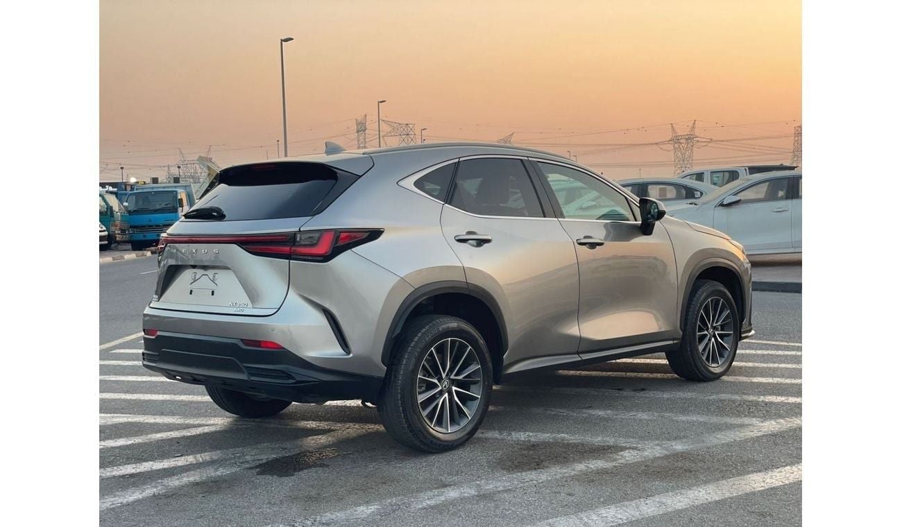 لكزس NX 300 2023 Lexus NX300 Premium 2.4L V4 Turbo - 4x4 AWD Full Option - 14,800 Mileage