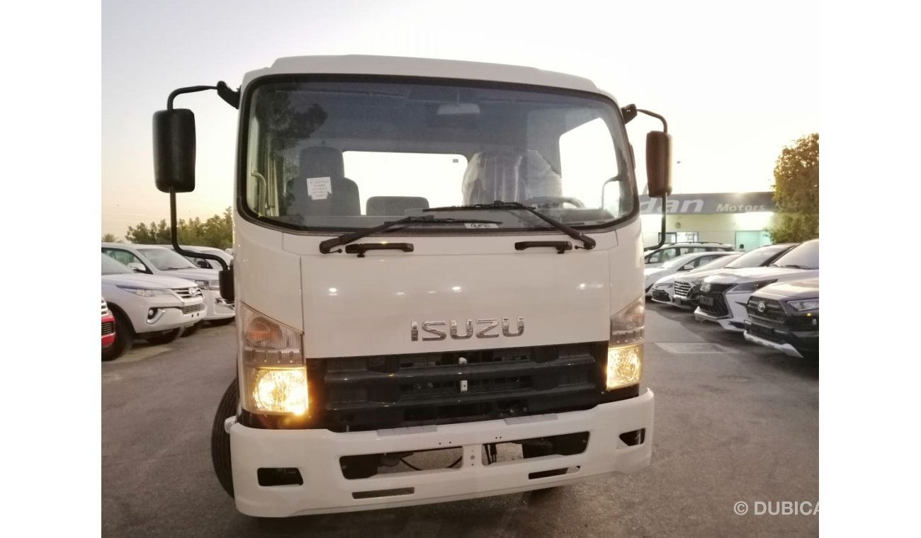 Isuzu NPR 7 ton