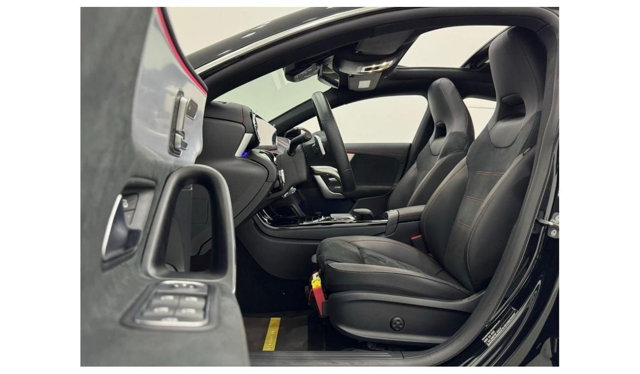 مرسيدس بنز CLA 250 2023 Mercedes CLA250 AMG, 2028 Mercedes Warranty + Service Pack, Very Low Kms, GCC