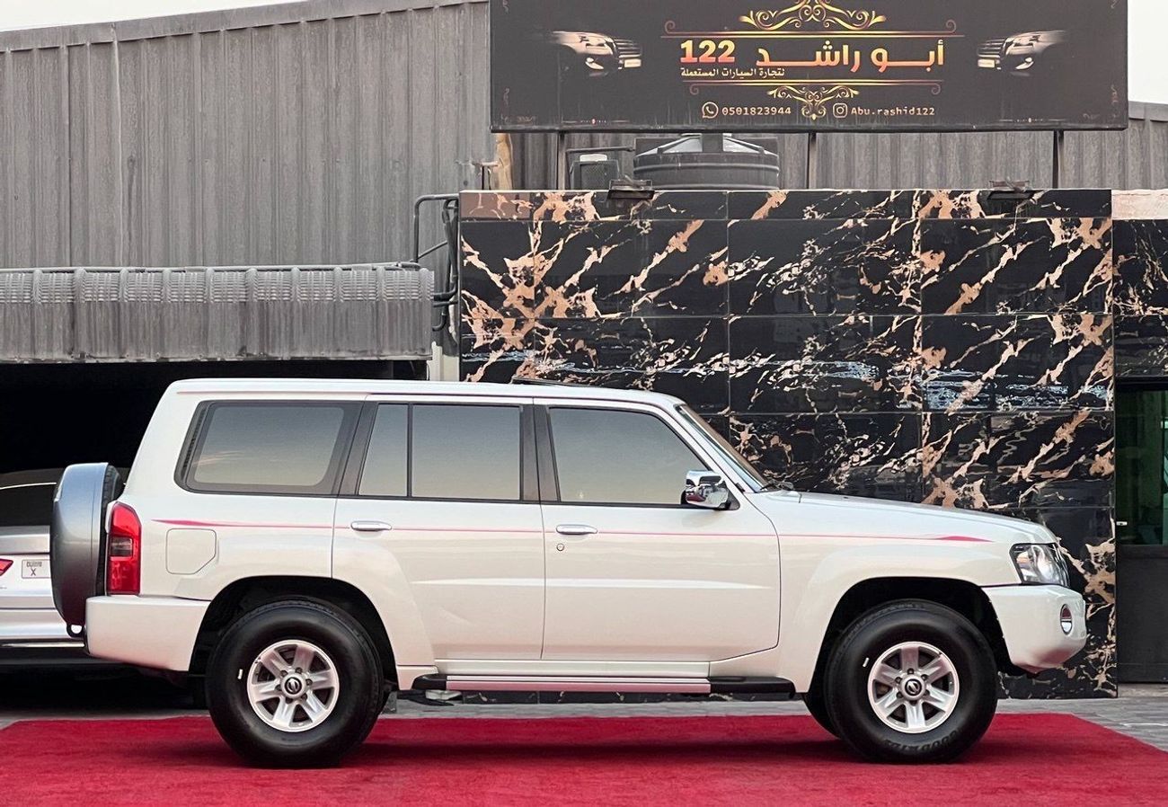 نيسان باترول سفاري Safari 4.8L A/T