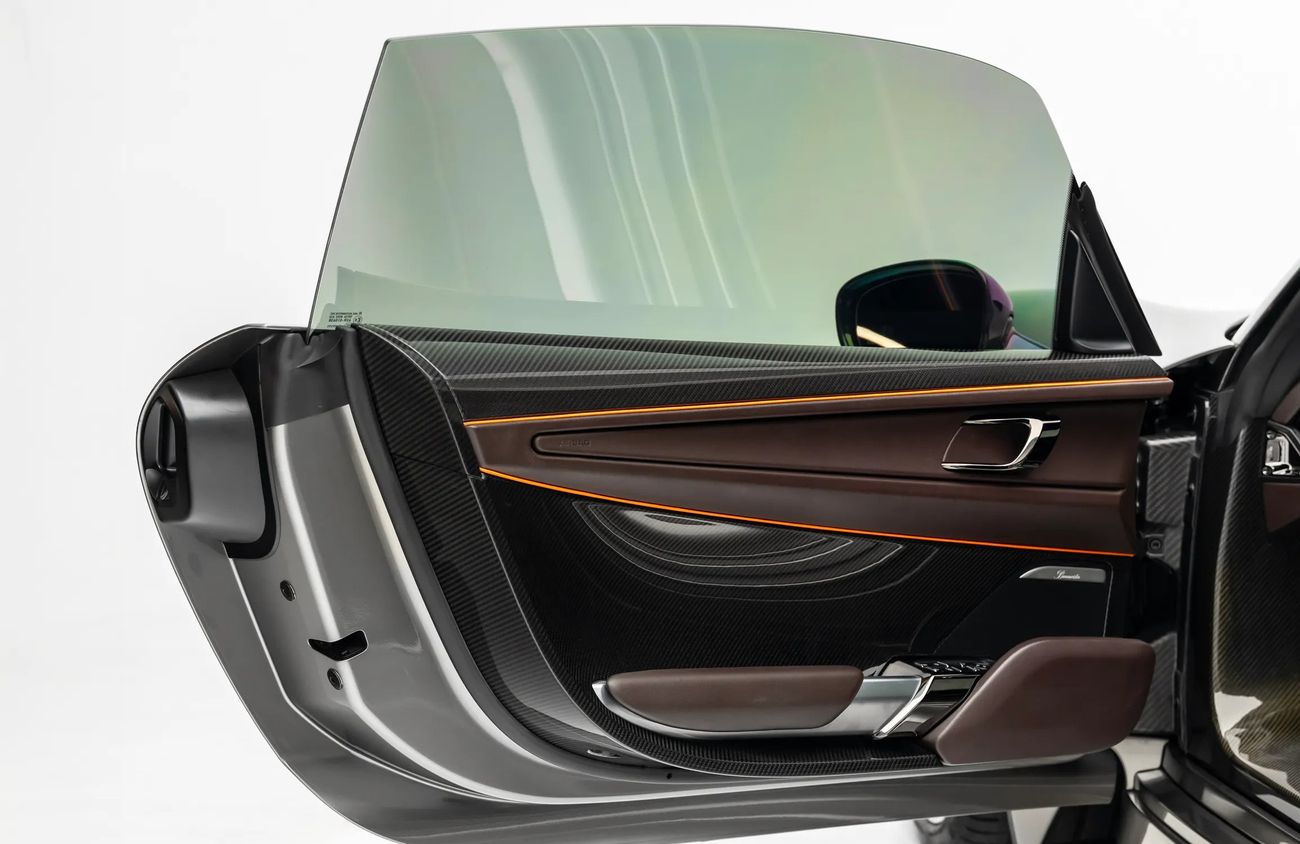 بورش 918 سبايدر 4.6L V8 N/A Engine + eMotor